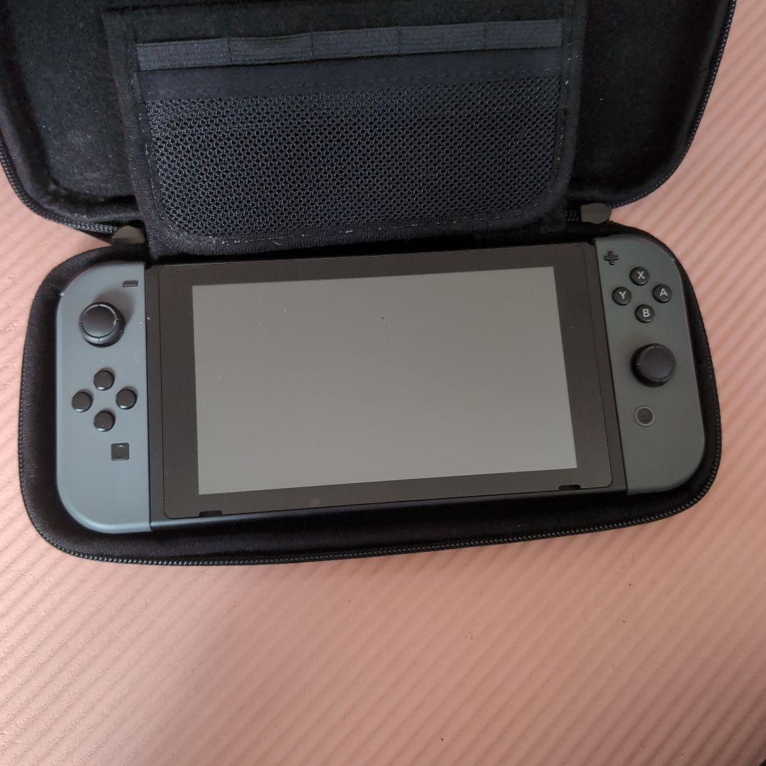 Nintendo Switch 本体　ケース付き