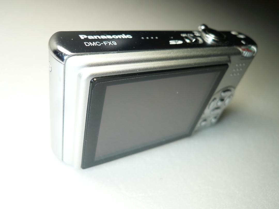 LUMIX★DMC-FX9⭐️極美品⭕️箱入完品⭕️安心の実働品★シルバー