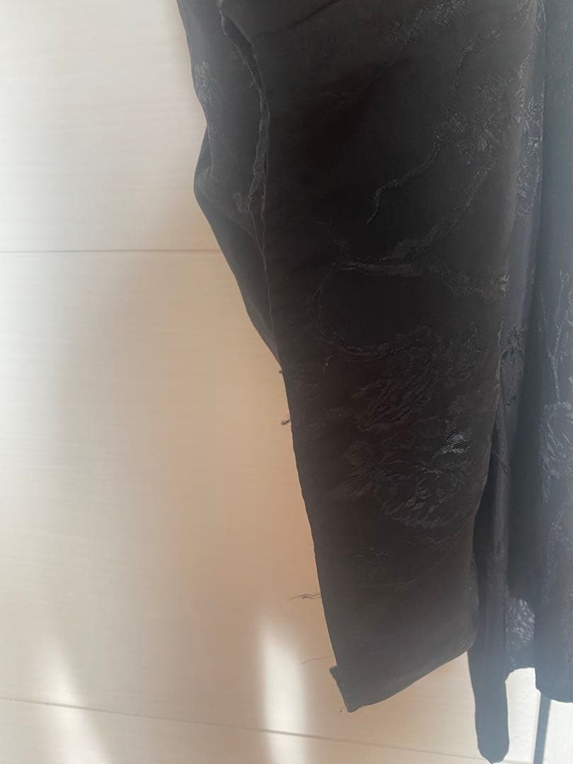 Ameri サテンジャカードフラワードレス