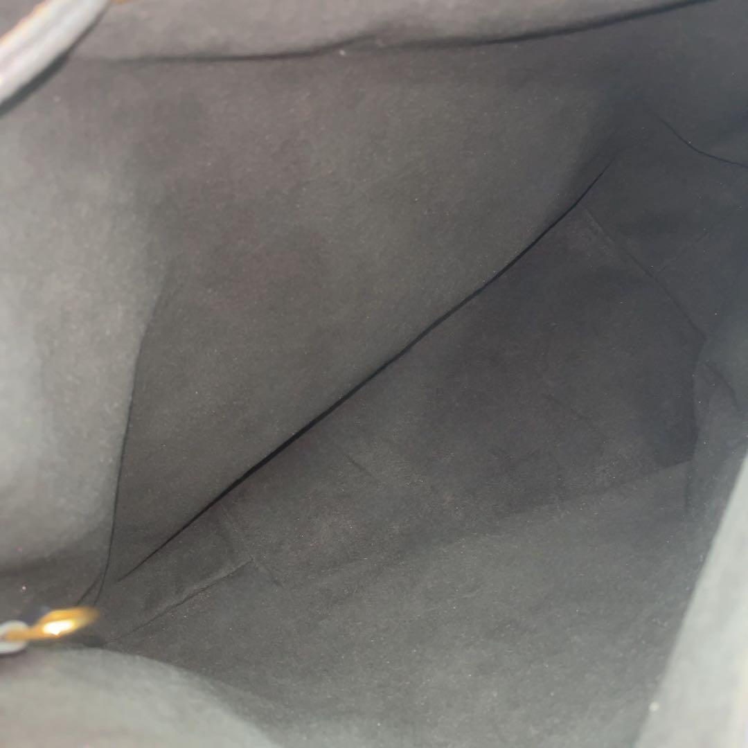 ルイヴィトン エピ ノエ ブラック　ハンドバッグ　レザー　黒　巾着バッグ