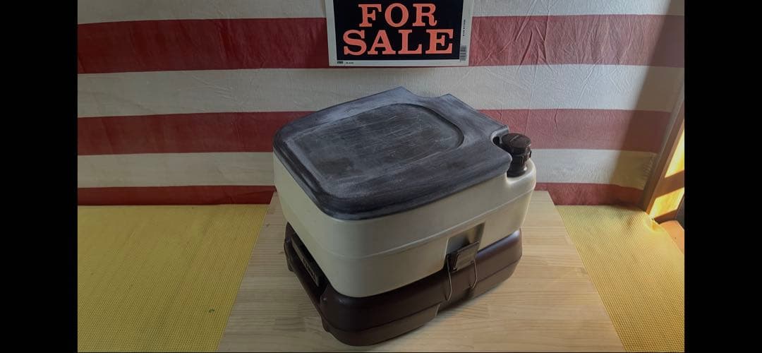 ポータブルトイレ訳有品【bi-pot125】【RV・災害時】長期在庫新品未使用。