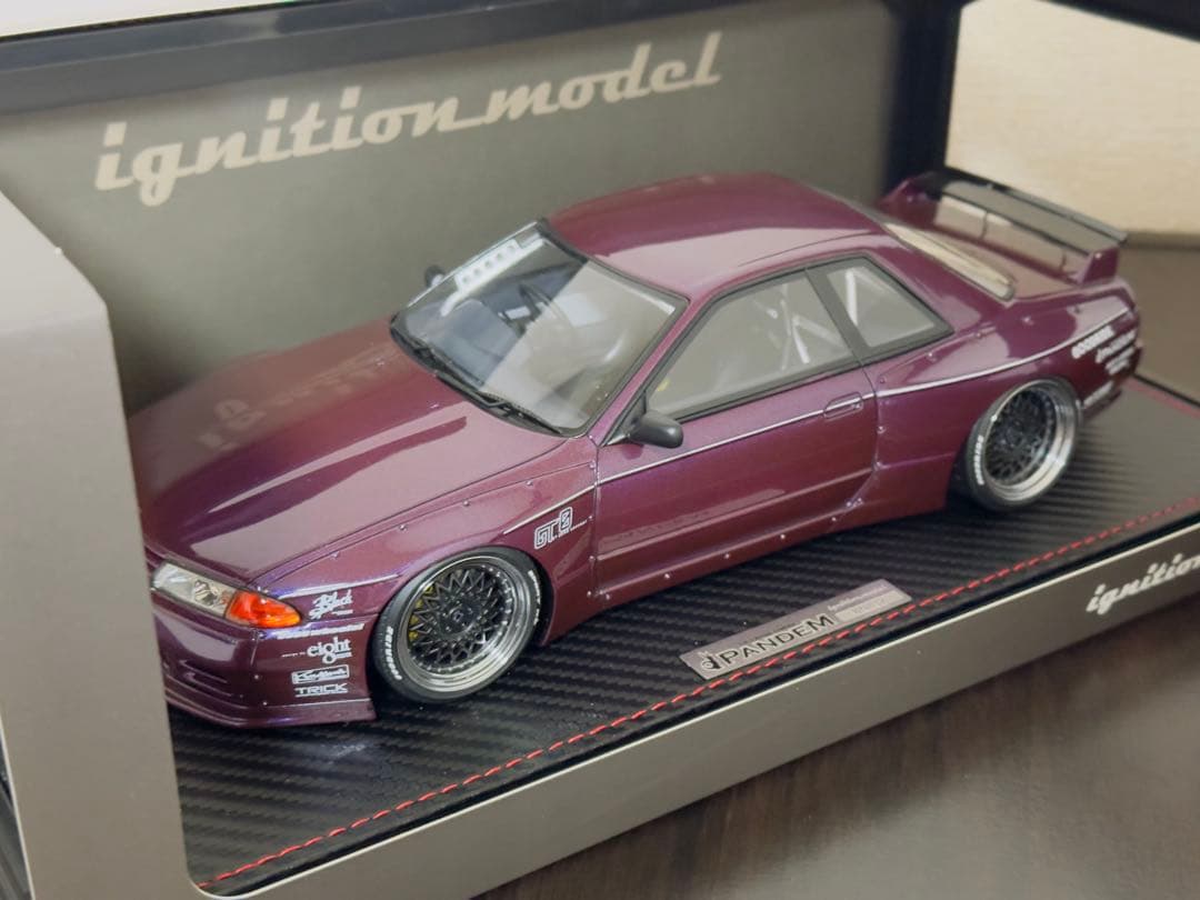 イグニッションモデル 1/18 GT-R BNR32