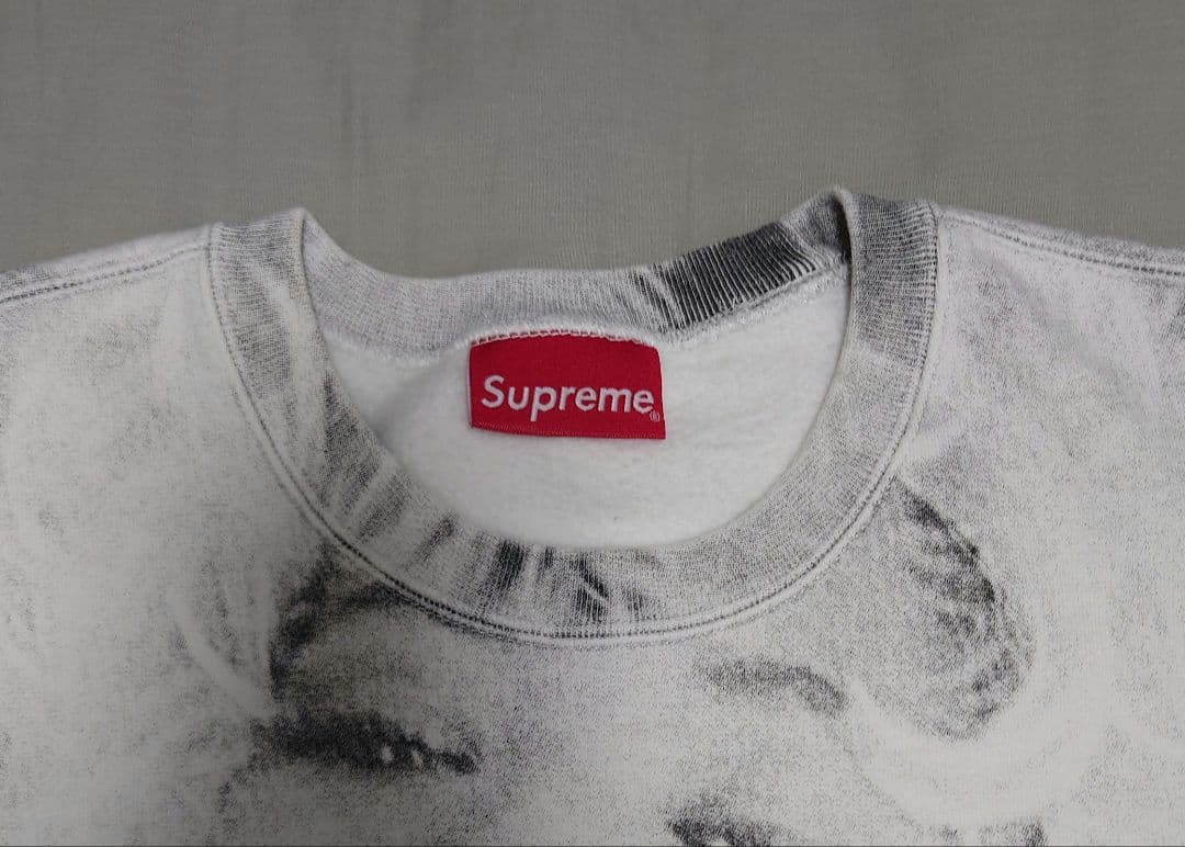 トップス supreme Naomi Crewneck