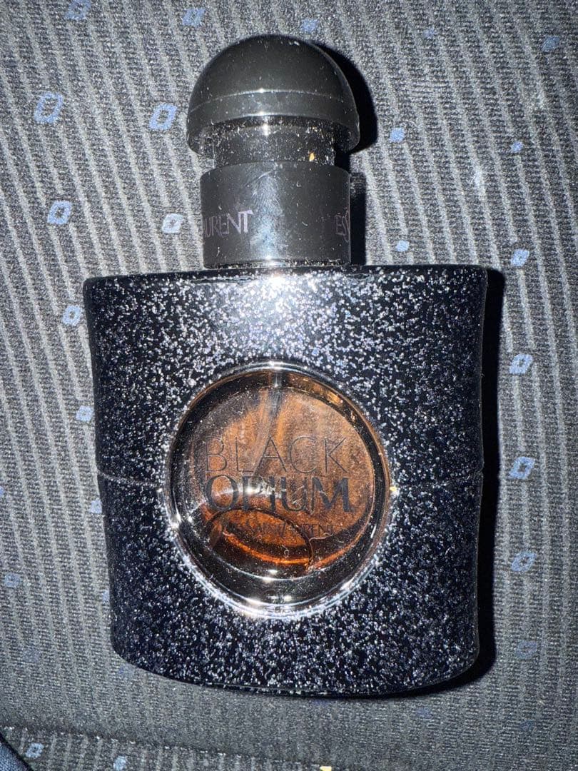 Yves Saint Laurent ブラックオピウム50
