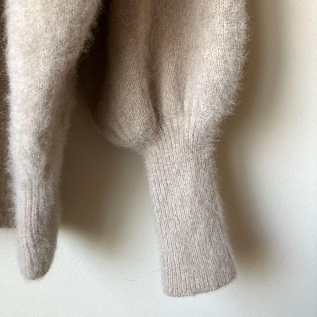 ハグオーワー　フォックスカシミヤカーディガン　カレンソロジー　マディソンブルー