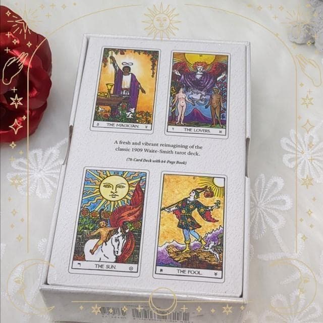 ★正規品タロットカード★ライダーウェイトの新版✨鮮やかな水彩画で蘇るデッキ