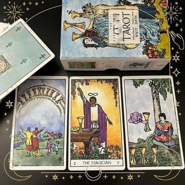 ★正規品タロットカード★ライダーウェイトの新版✨鮮やかな水彩画で蘇るデッキ