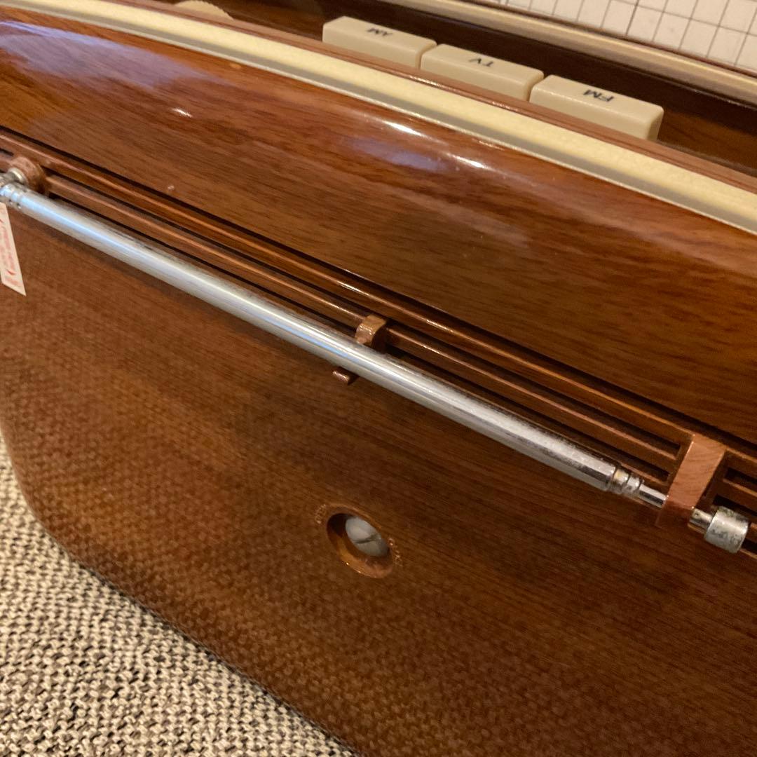 BUSH RADIO TR82 ラジオ RADIO 復刻モデル　動作確認済み