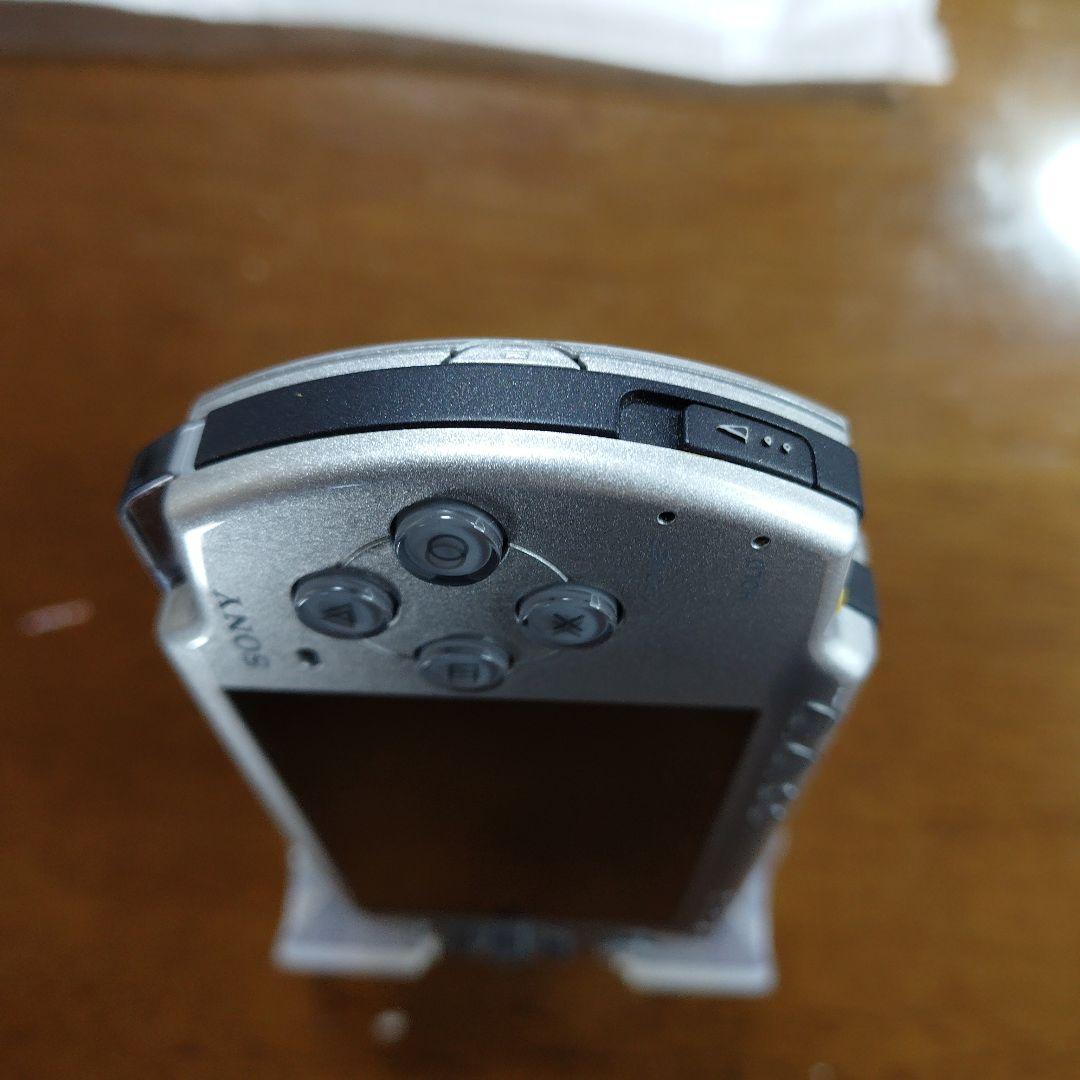 【極美品】PSP2000本体クライシスコアFF7モデル