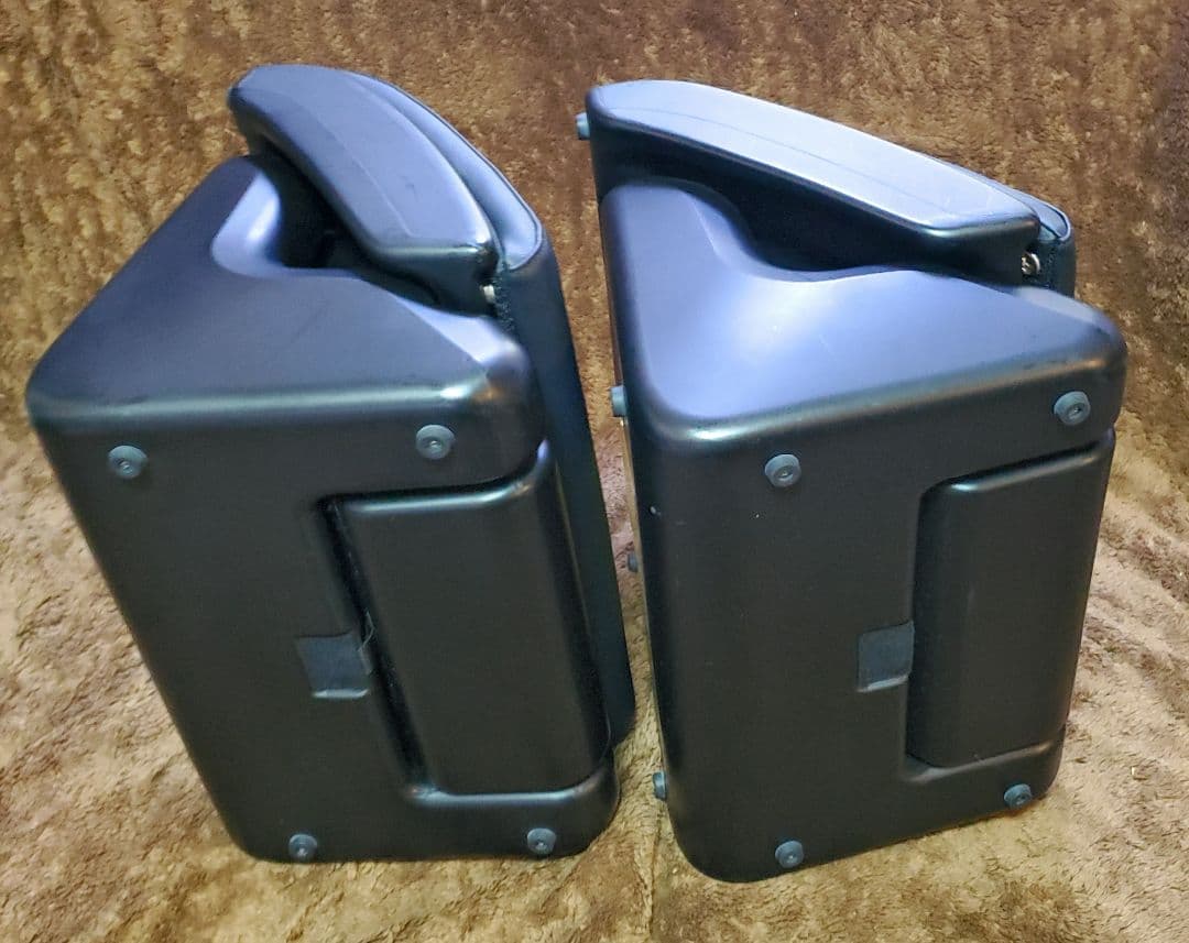 オットマン（トヨタ純正）2個　美品