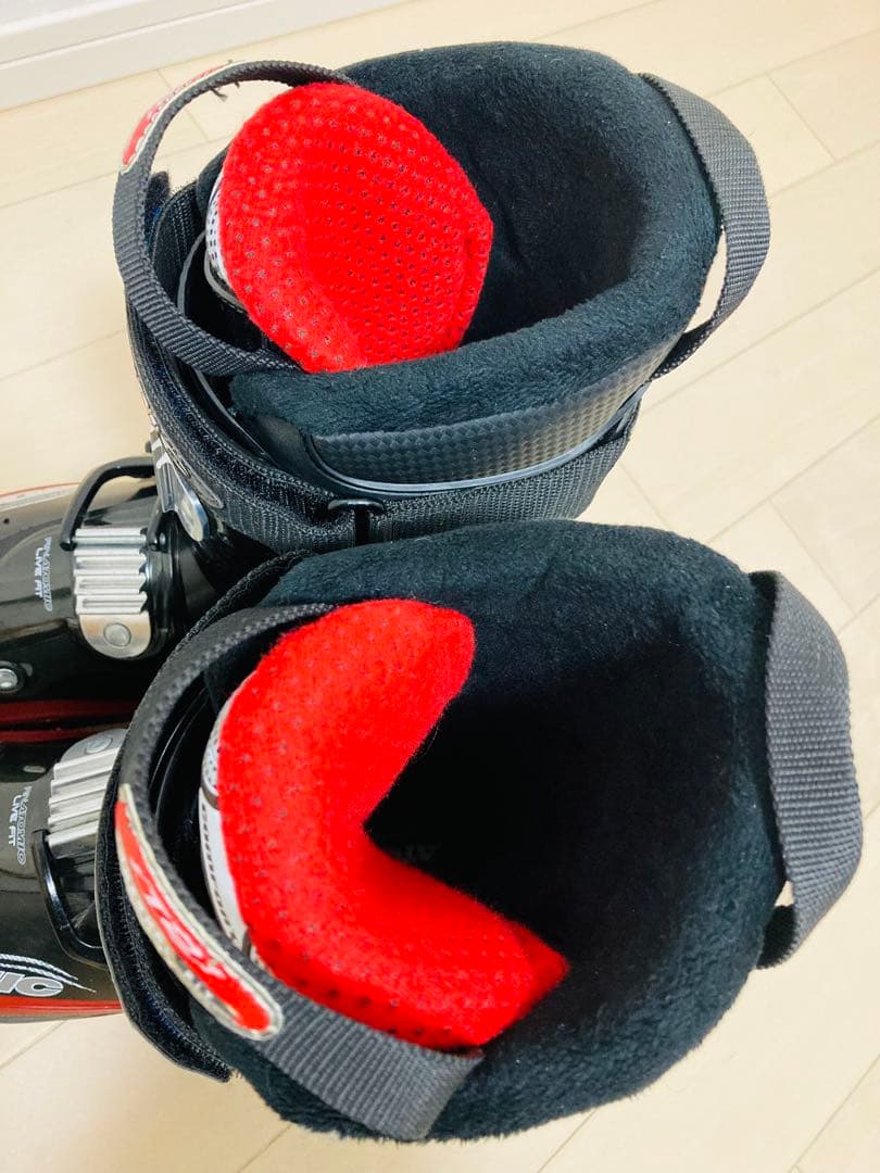 アトミック　スキーブーツ　ATOMIC 28.0cm LIVE FIT PRO