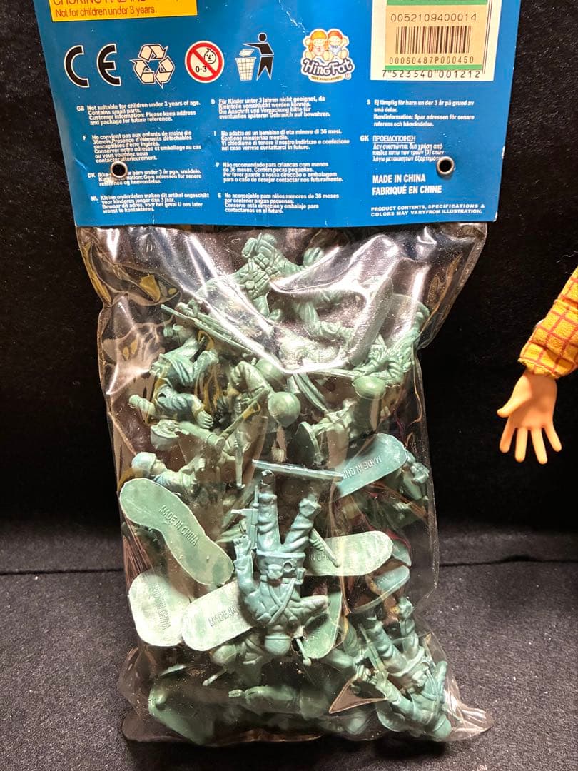 トイストーリー　わんぱくスージー　ウッディ　ジャンク