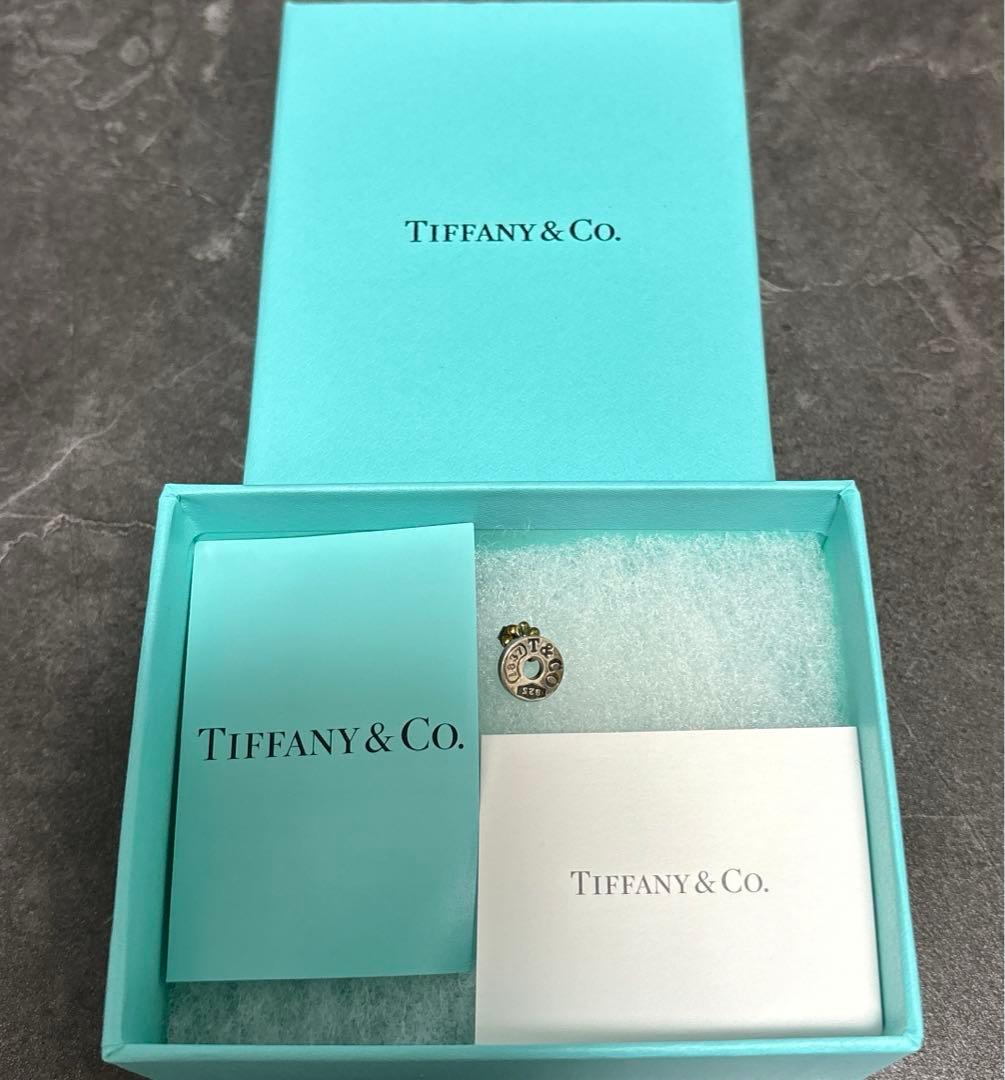 ⭐️Tiffany & Co. ピアス ラウンド　サークル　T&CO シルバー片耳