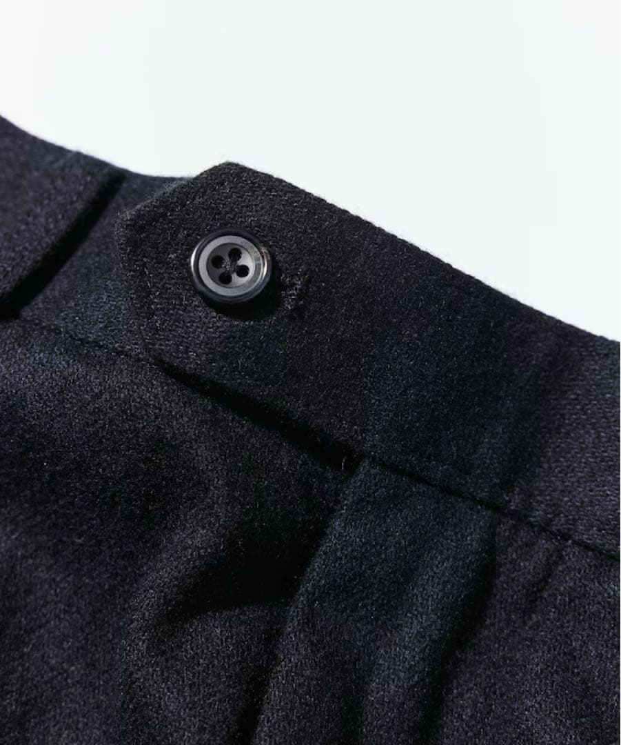 パンツ CAHLUMN Wool Flannel Pant