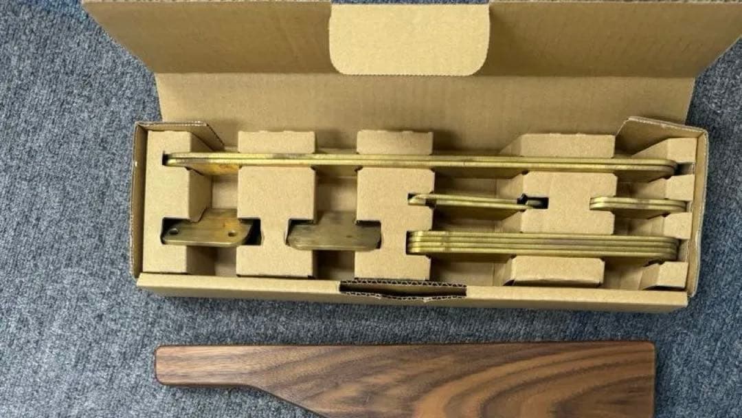 カーミットチェアーカスタム　ブラス部品のみ