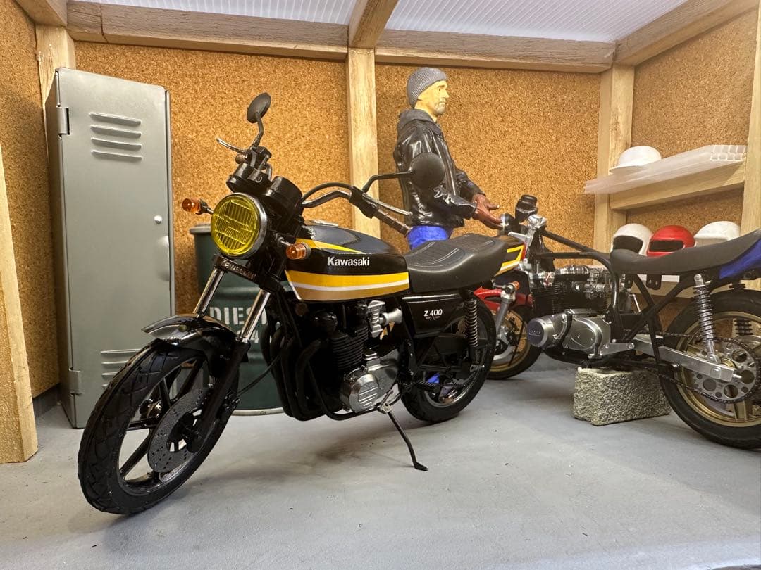 カワサキZ400FX プラモデル完成品