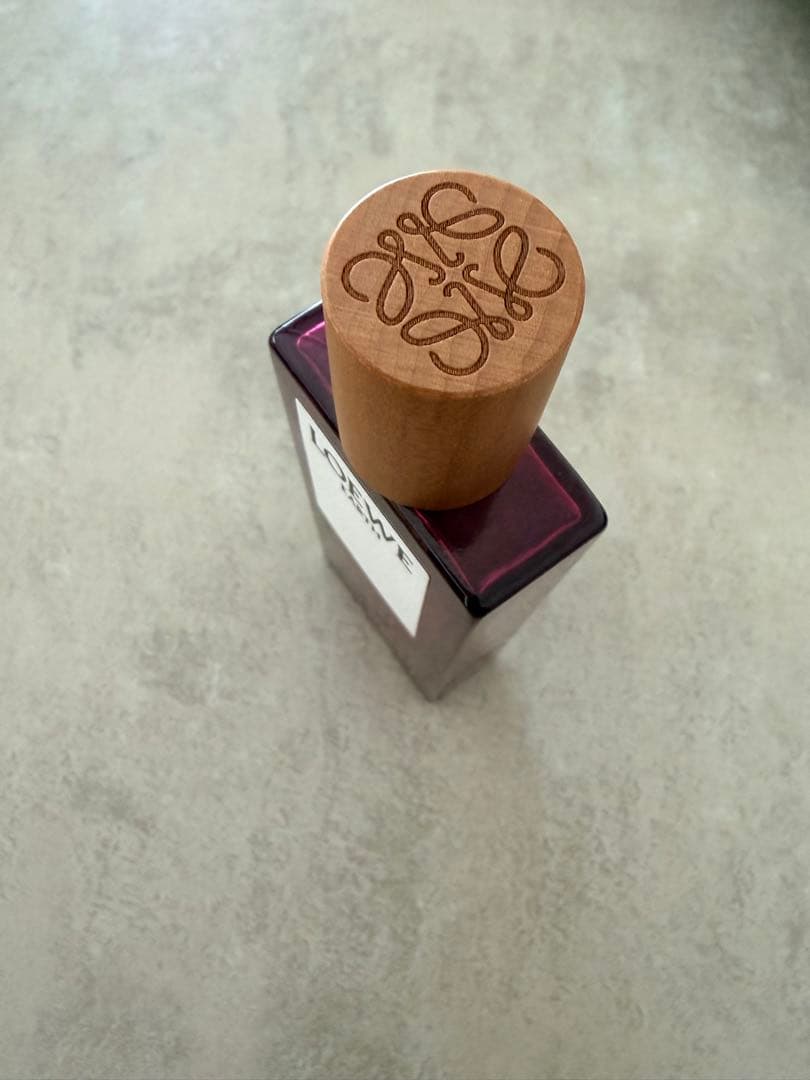 箱付き　LOEWE EARTH Eau de Parfum 50mL 香水