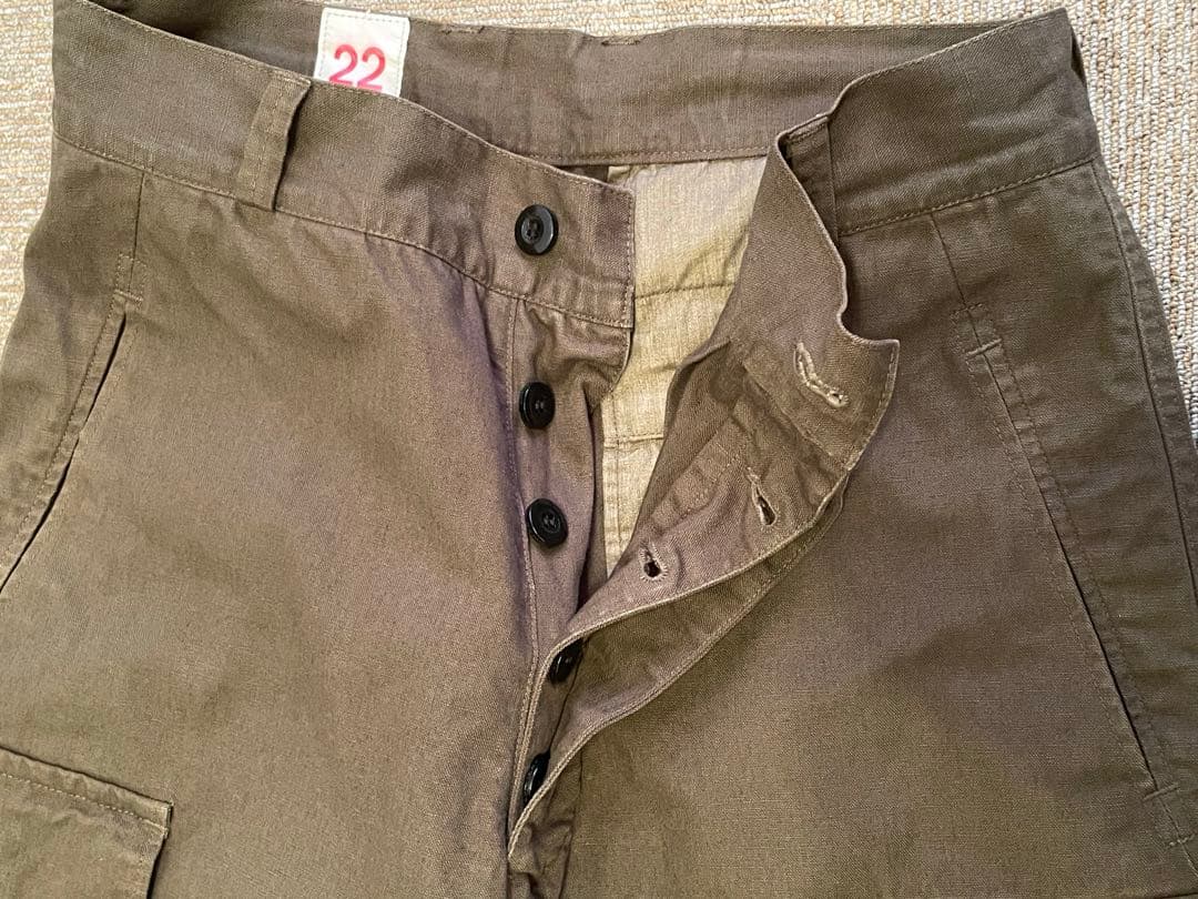 Outil PANTALON BLESLE olive サイズ22