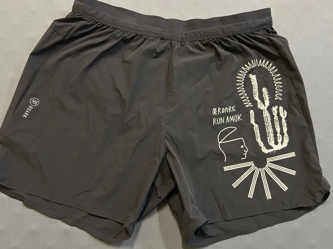 ROARK アウトドアショートパンツ