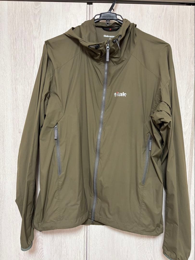 tilak フード付きナイロンジャケット L オリーブグリーン