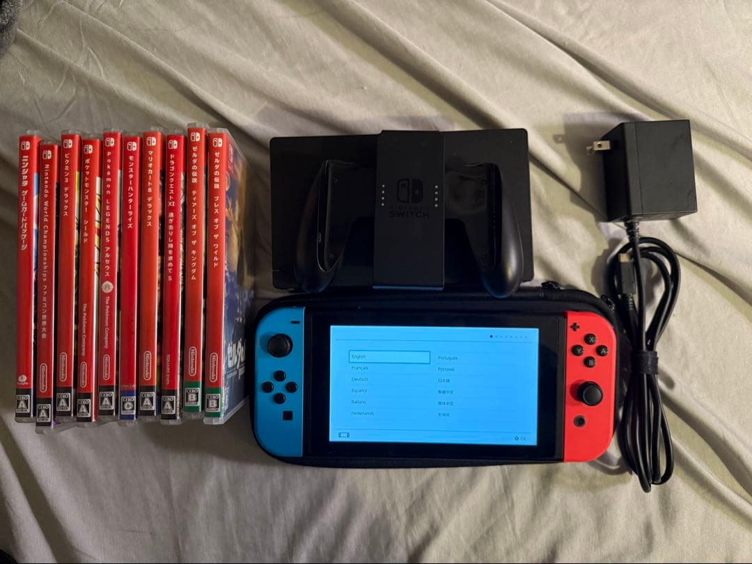 Switch本体・周辺機器+ ソフト10本など