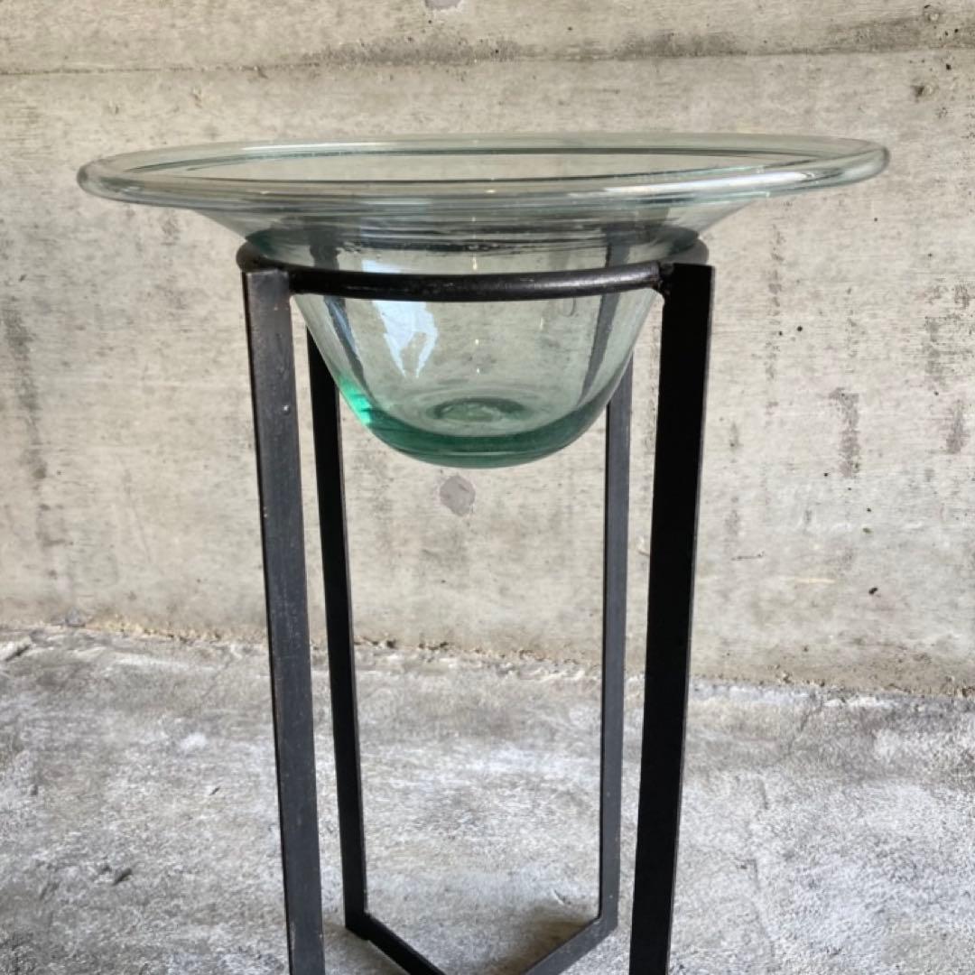 置物 オブジェ 花器 鉢 水盤 ガラス アイアン スタンド 台付 脚付き レトロ