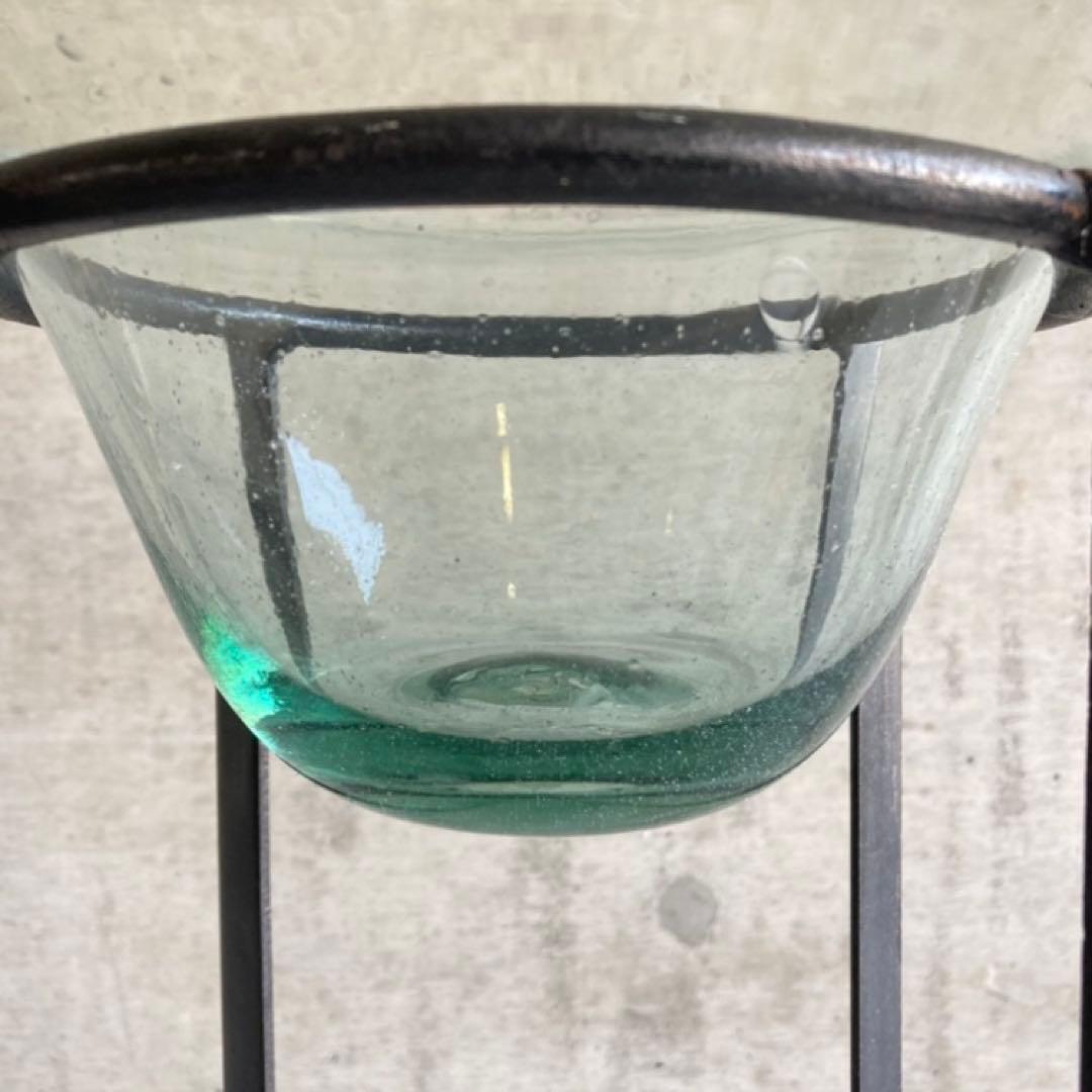 置物 オブジェ 花器 鉢 水盤 ガラス アイアン スタンド 台付 脚付き レトロ