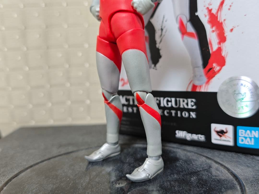 S.H.FiguartsウルトラマンBタイプ