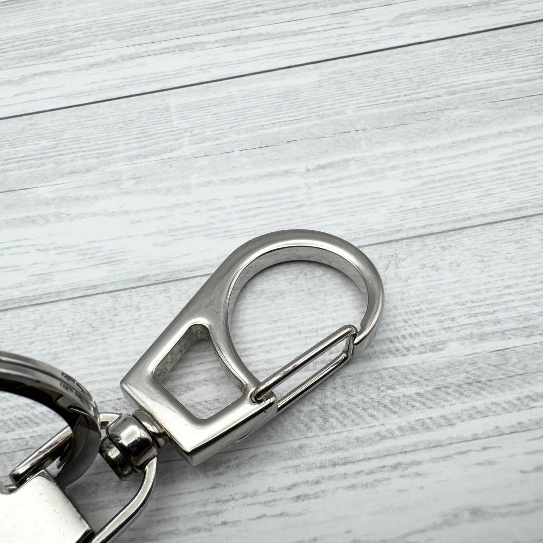 【極美品】プラダ キーリング キーホルダー 三角ロゴ サフィアーノレザー 黒