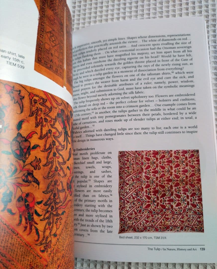トルコ チューリップの本　In Nature, History and Art