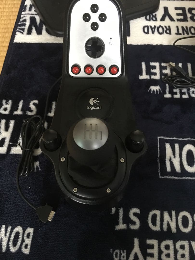 美品！ロジクール G27 レーシングホイール プレステ3対応 作動済み！箱あり！