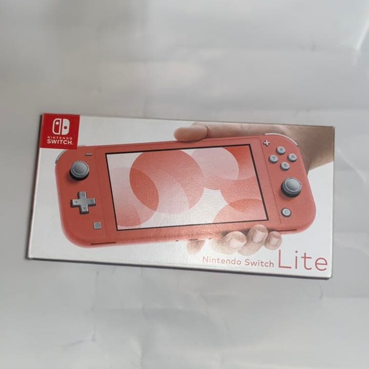 Nintendo Switch Light コーラル