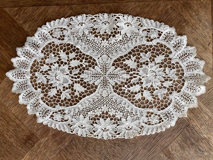grotan 　ベネチアンレース　手編みドイリー