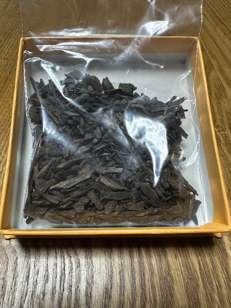 【極上 小笹 沈香】約18g 高級線香・お香（シュリンク包装・未開封）