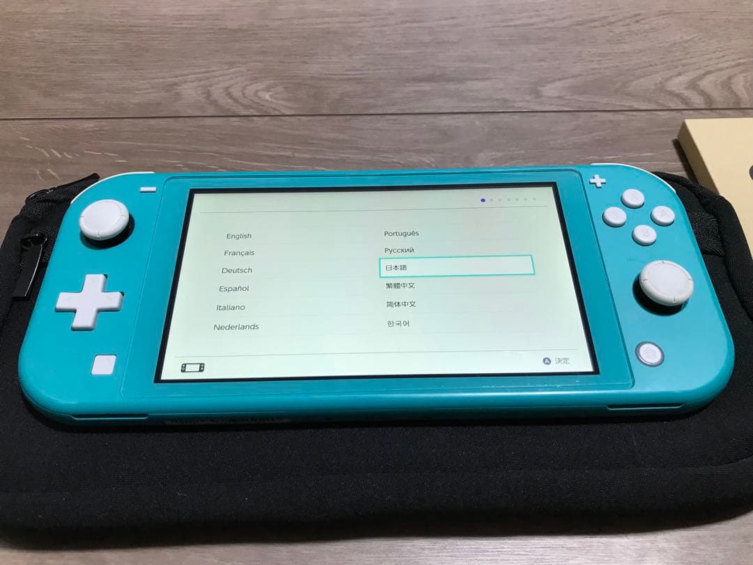 Nintendo Switch Lite ターコイズ 本体　新品保護フィルム付き