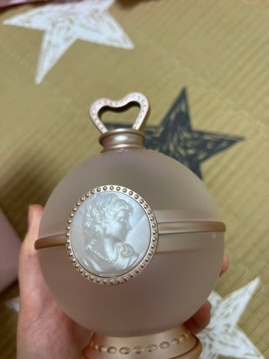 新品未使用 ラデュレ チークポット　限定　サクラ