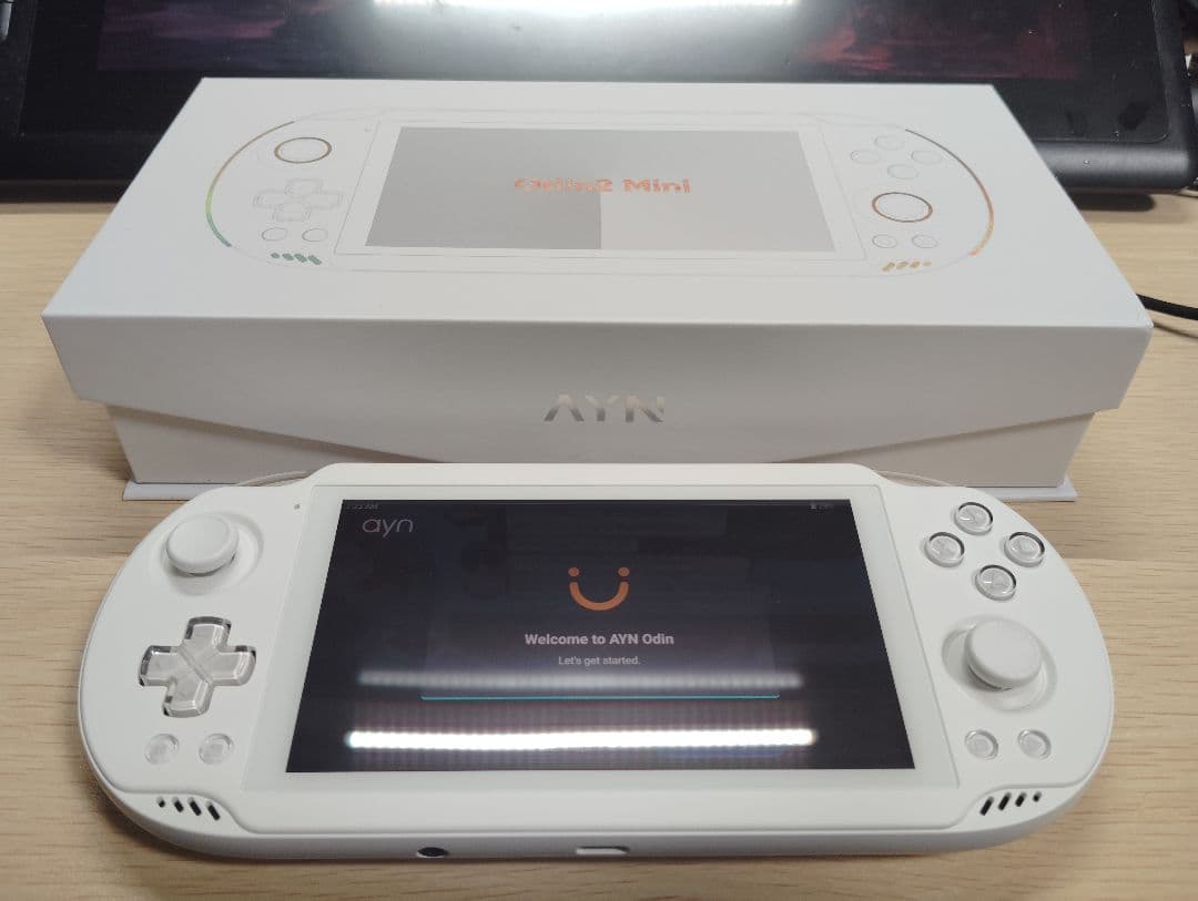AYN Odin2 Mini pro 12GB/256GB ホワイト