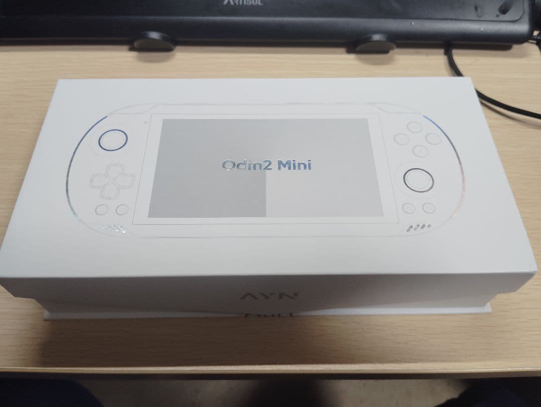 AYN Odin2 Mini pro 12GB/256GB ホワイト