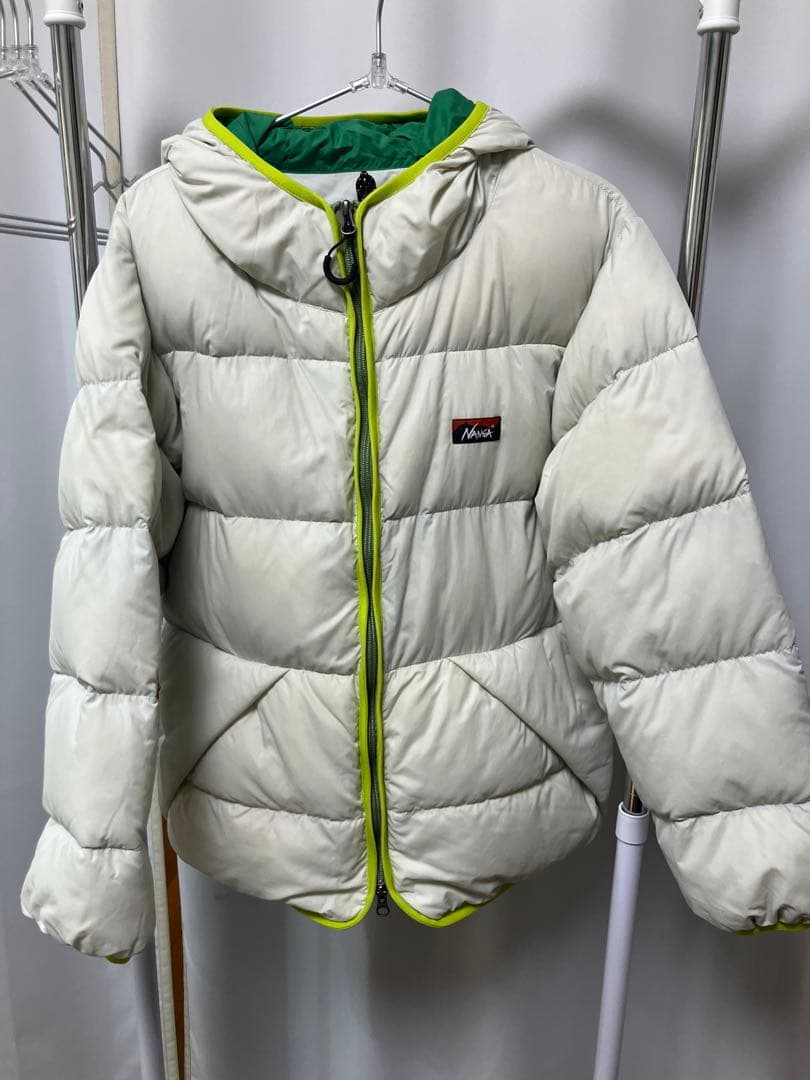 NANGA ナンガ　プレイランドダウンジャケット グレイッシュベージュ