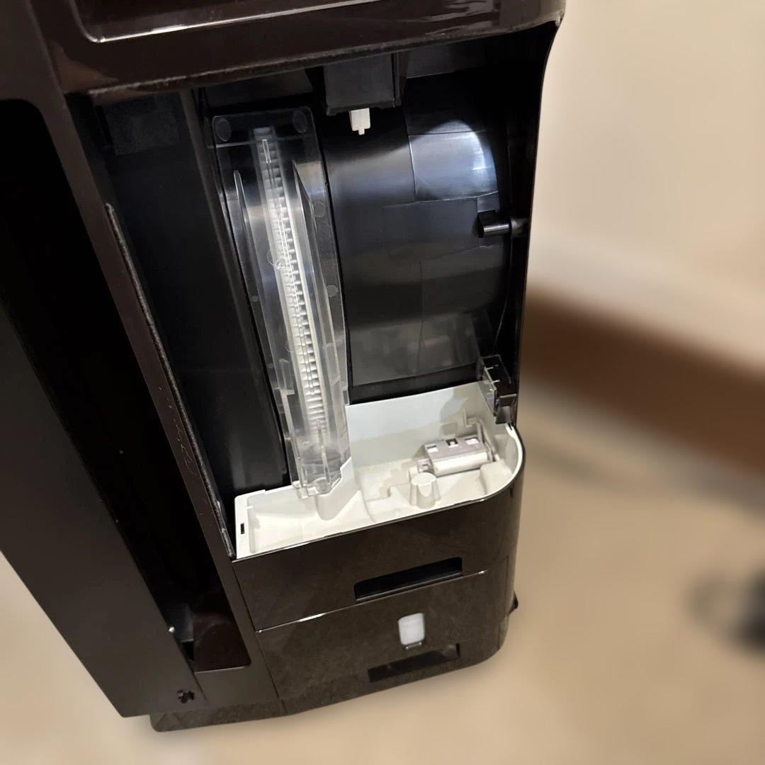 ほぼ未使用　DAIKIN 除加湿ストリーマ空気清浄機 MCZ70X-T