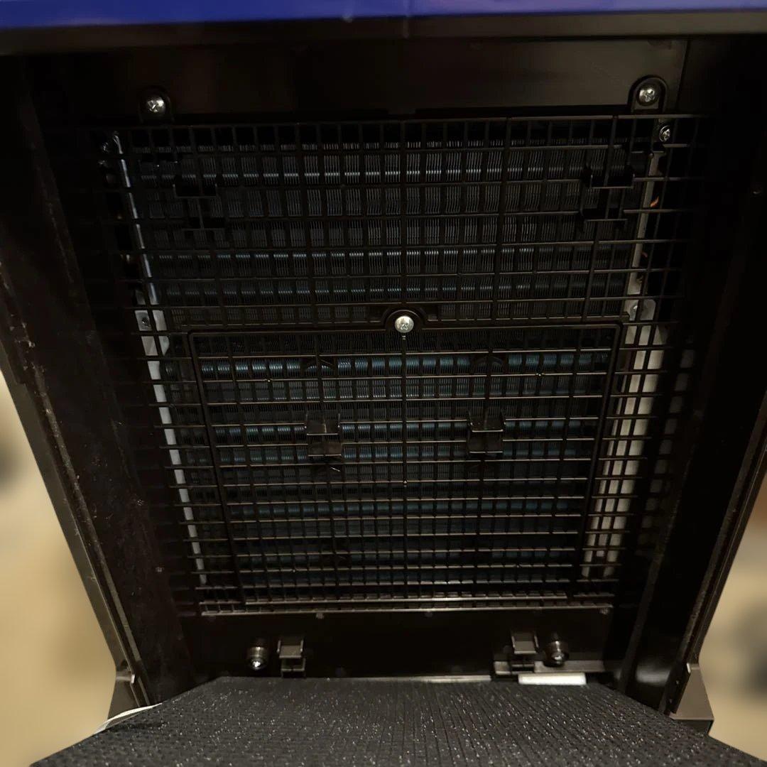 ほぼ未使用　DAIKIN 除加湿ストリーマ空気清浄機 MCZ70X-T