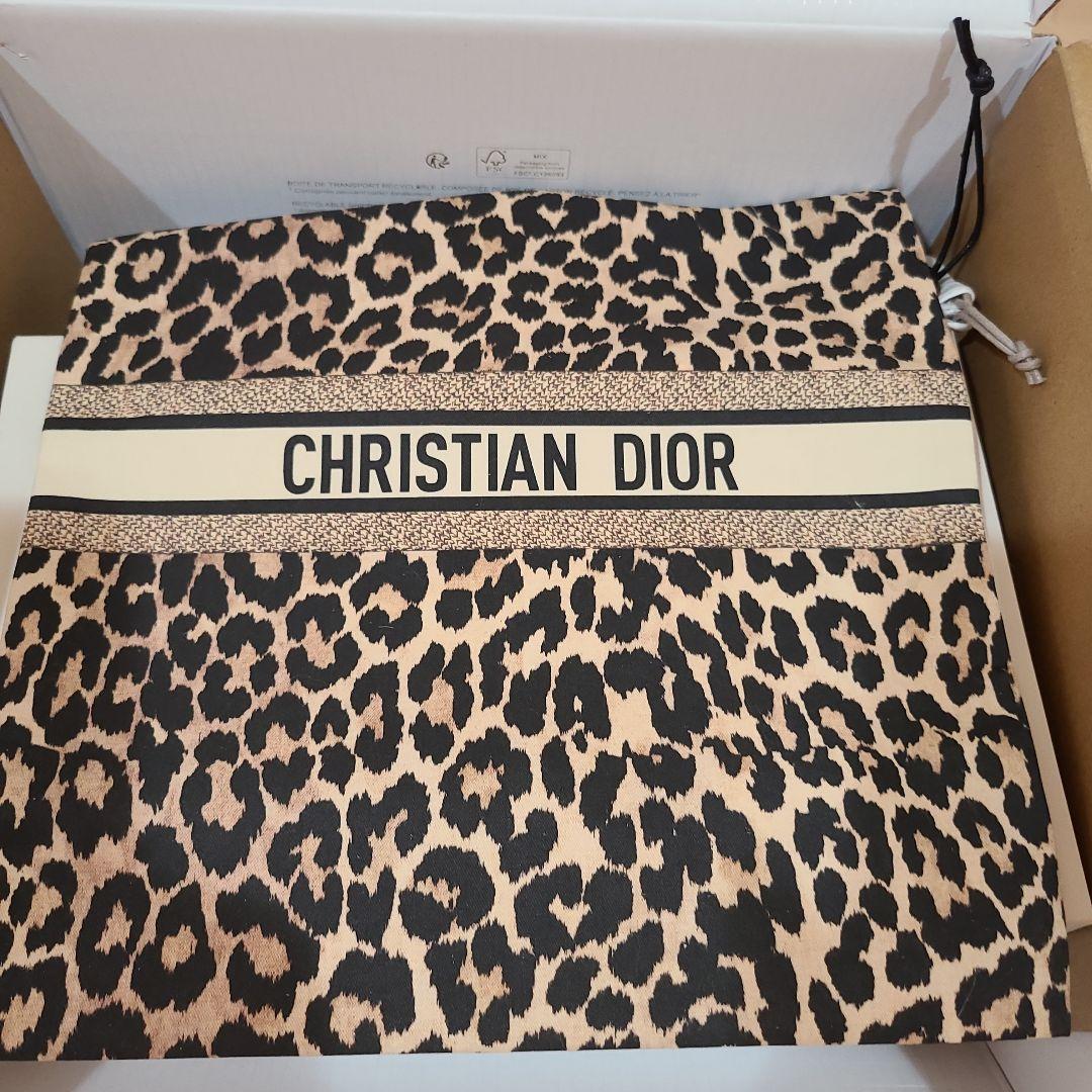 メゾンクリスチャンディオール　数量限定商品