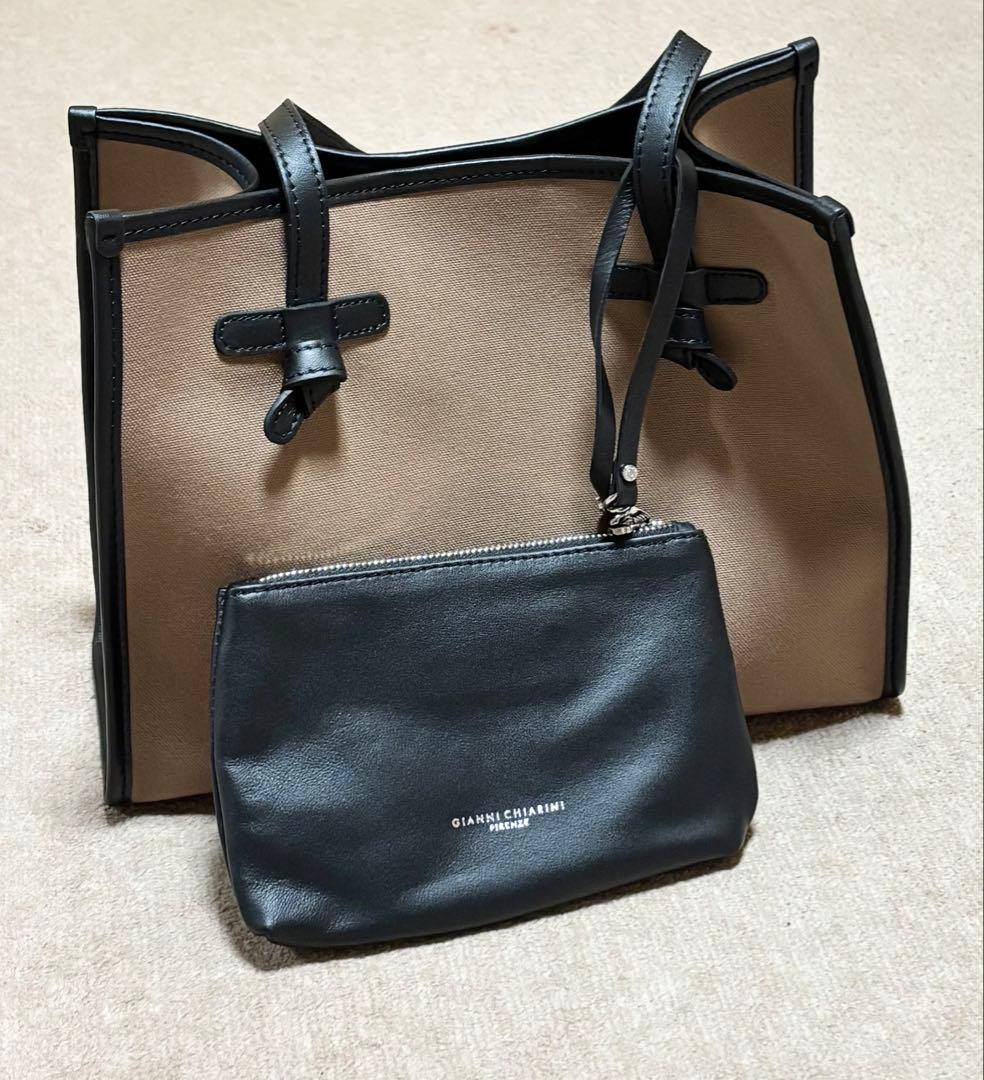 【2日間限定値下げ】ジャンニキアリーニ　マルチェッラ