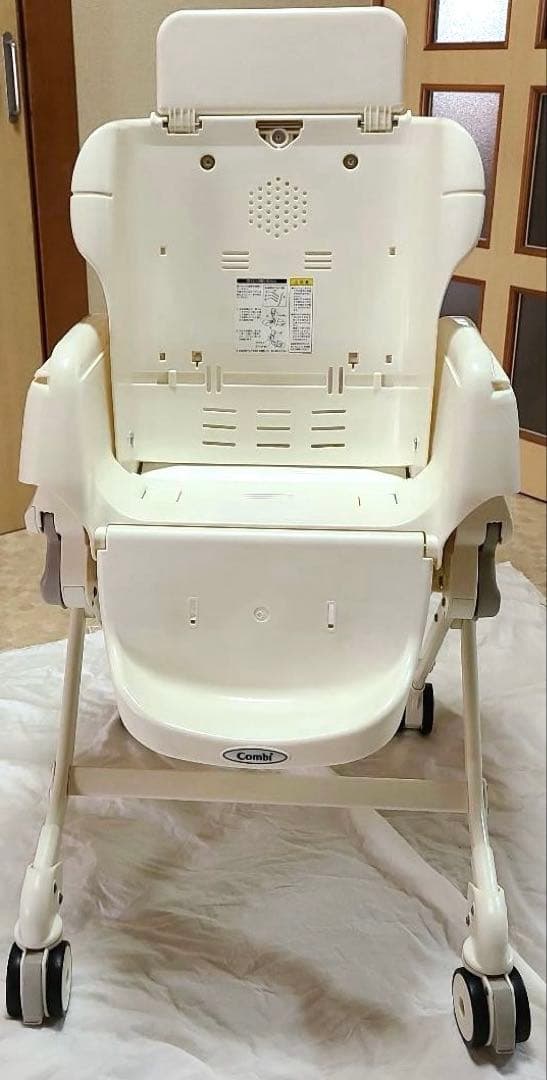 【combi】 ココリラ オートスウィング ハイローチェア 電動 動作確認済み