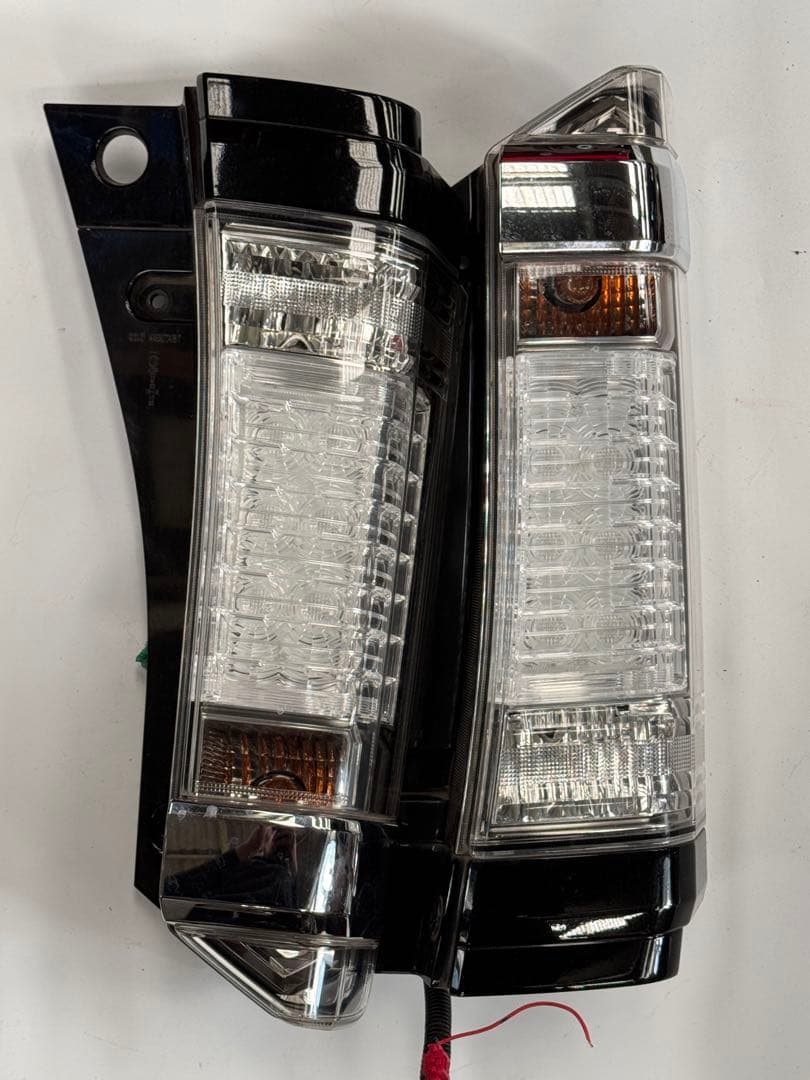 JF1 N BOX 後期テールランプ 左右セット