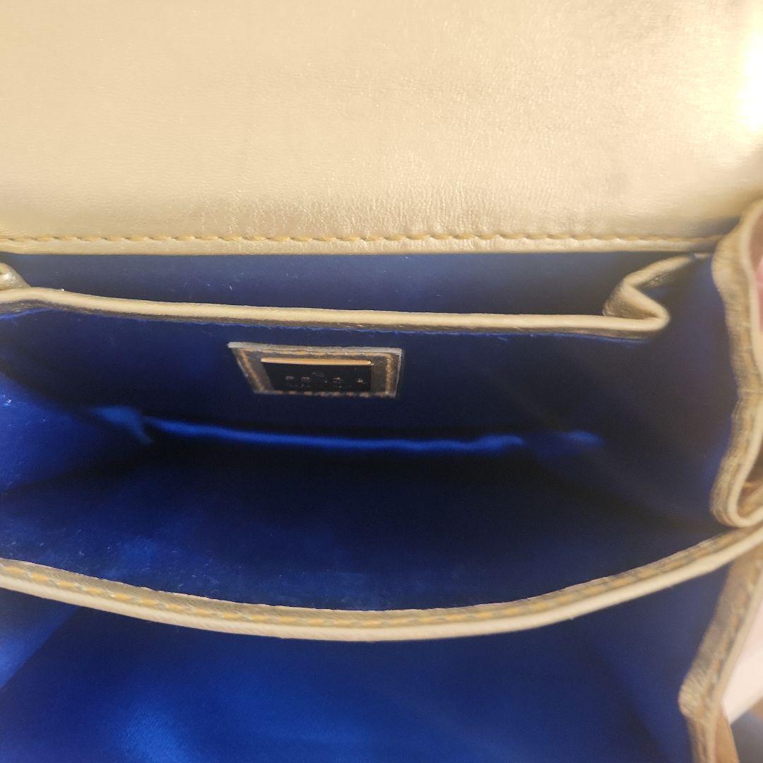 FENDI ゴールド ストライプ ショルダーバッグ
