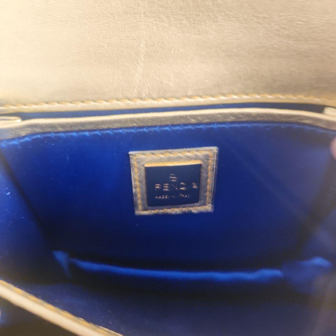 FENDI ゴールド ストライプ ショルダーバッグ