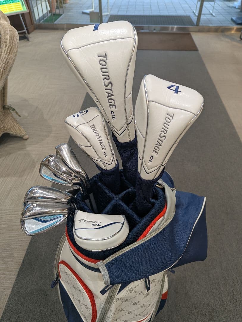 レディースゴルフクラブセット　キャディーバック付き　ブリジストンツアーステージ