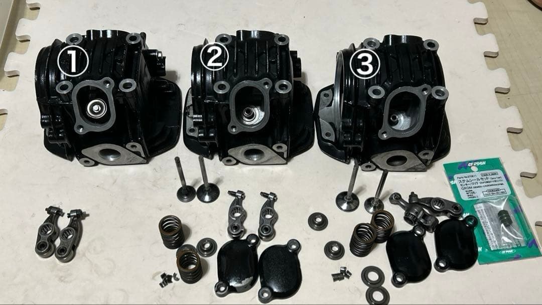 グロム　シリンダーヘッド