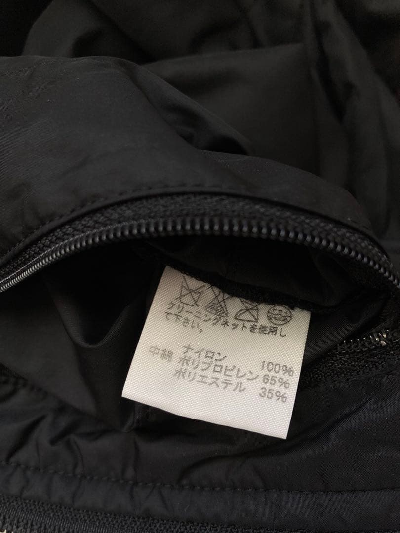 ISSEY MIYAKE ブラック ナイロンジャケット